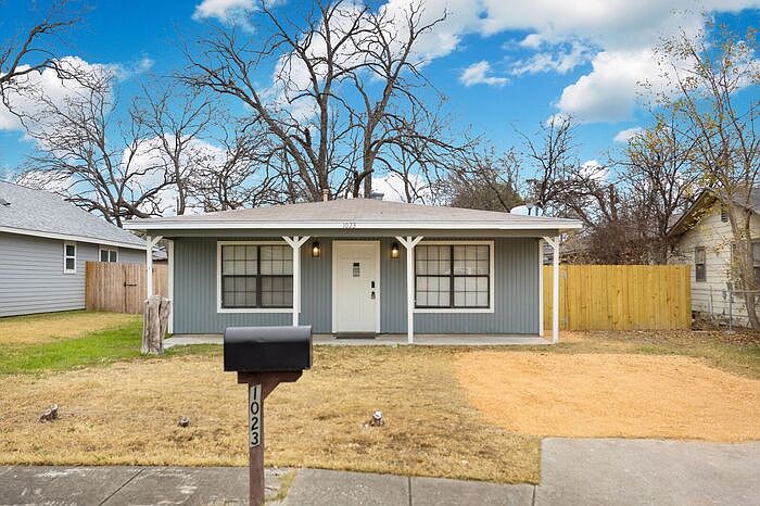 1st image of 1023 Flanders Ave