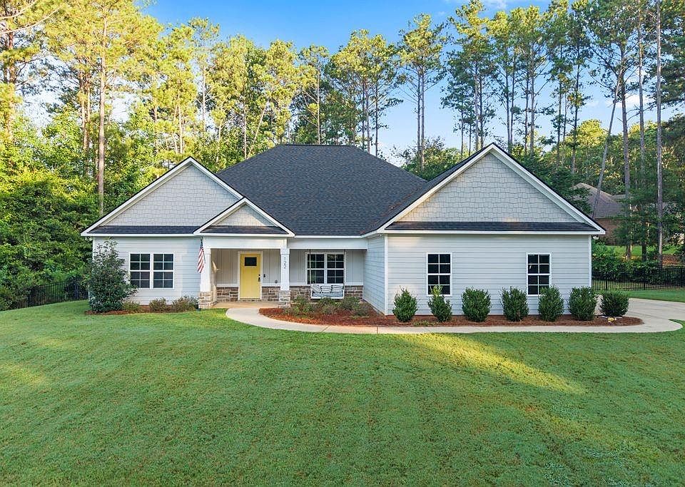 1st image of 122 Lee Road 2121