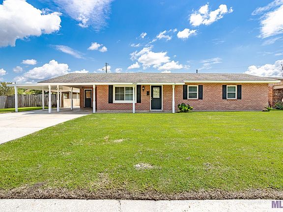 3rd image of 24345 Holly Dr