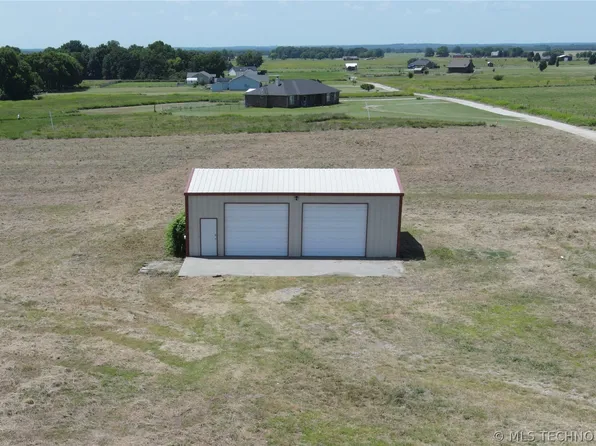 29 Olive Branch Dr, Springer, OK 73458