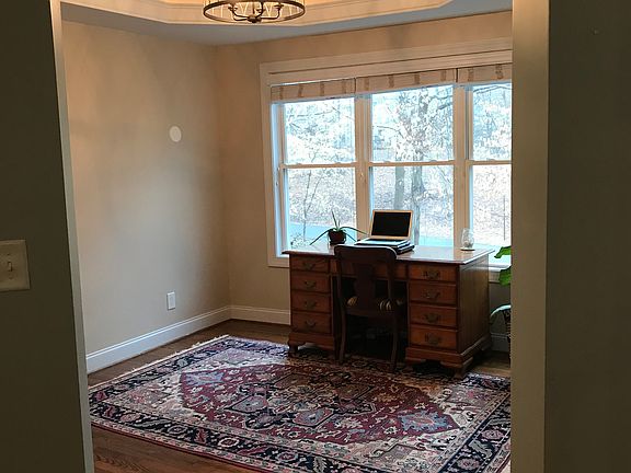 5th image of 5107 Woodlake Dr