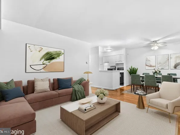 5913 Prince James Dr #J, Springfield, VA 22152