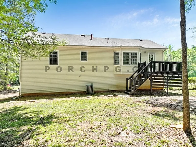 223 Sterling Trl — Photo 25