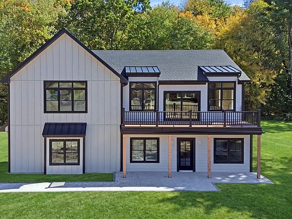 2nd image of 70 Walcott St Lot 1