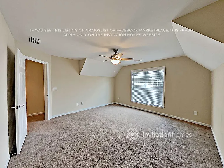 160 Edgewater Trl — Photo 14