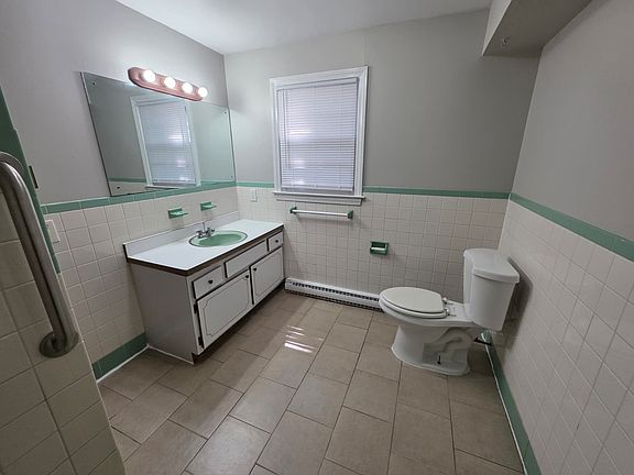 2nd image of 148 Bradford Ave #7B