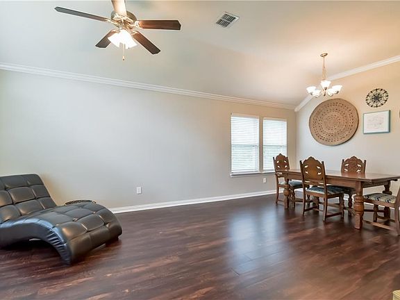 5th image of 7832 Black Willow Ln