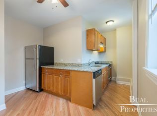 896 Green Bay Rd #896A-10, Winnetka, IL 60093