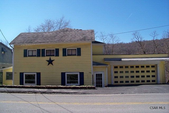1st image of 796 Lake St
