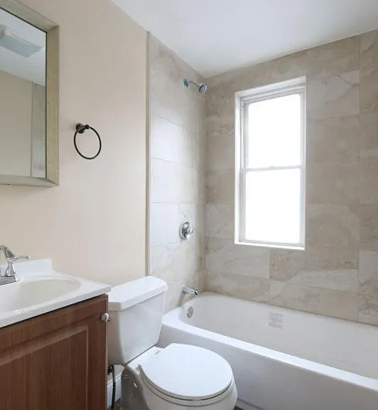 21 Alpine St #2L — Photo 9