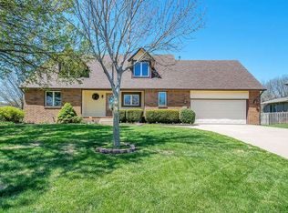 437 S Timber Ridge Cir, Derby, KS 67037