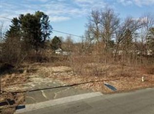 40 Dumaine St, Wilbraham, MA 01095