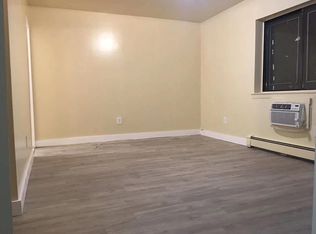 4370 Robinson St #2, Flushing, NY 11355