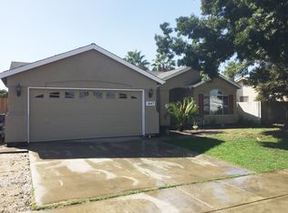 1843 Martinho Ave, Tulare, CA 93274