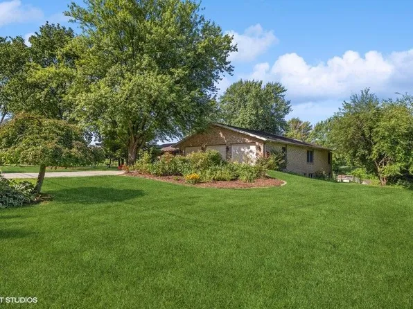 8316 Hollywood Rd, Berrien Springs, MI 49103