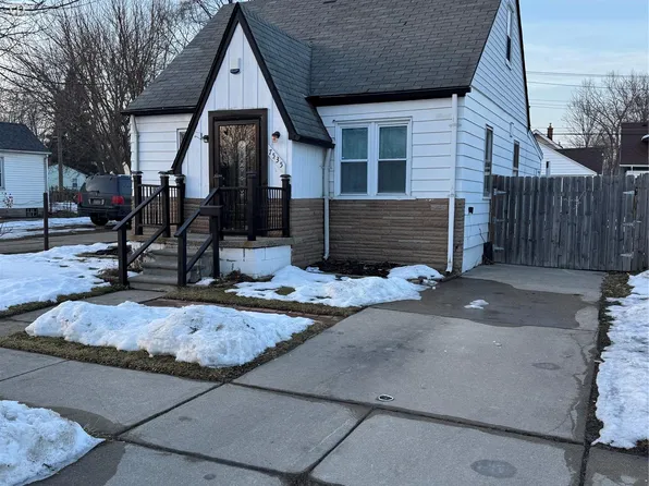 7535 Meadow Ave, Warren, MI 48091