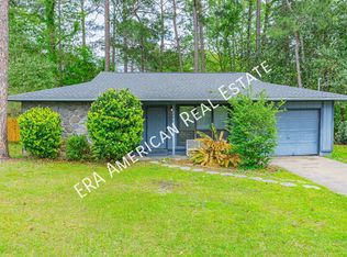 1403 Mixon Dr, Fort Walton Beach, FL 32547