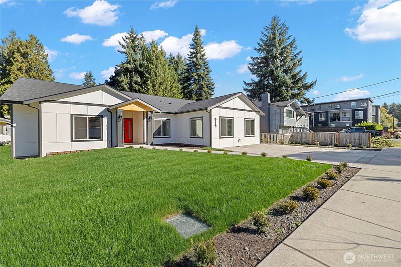 2nd image of 5117 144th Street SW