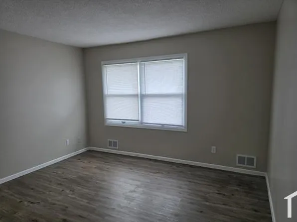 905 Fuller Ave, Saint Paul, MN 55104