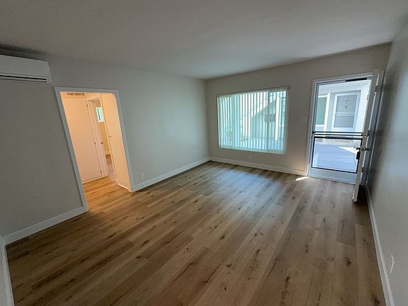 2nd image of 267-269 W Elm Ave #67B