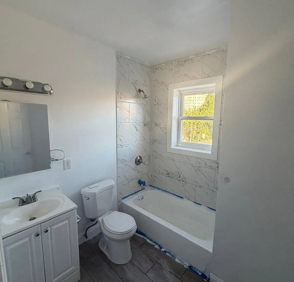 3 bed, 1200 sqft, $2,150 — Photo 2