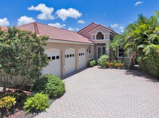 10818 Fairmont Village Dr, Lake Worth, FL 33449