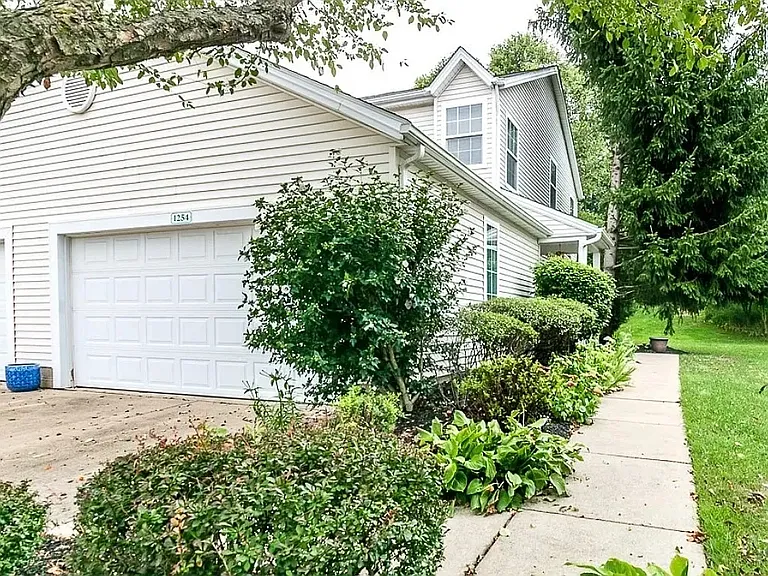 1254 Meadow Run — Photo 22