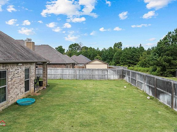5th image of 100 Fredricksburg Cir