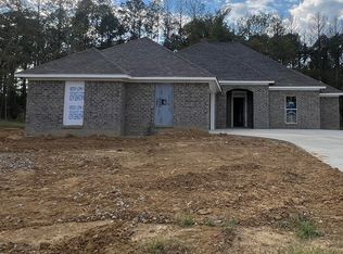 103 Madisonville Dr, Canton, MS 39046