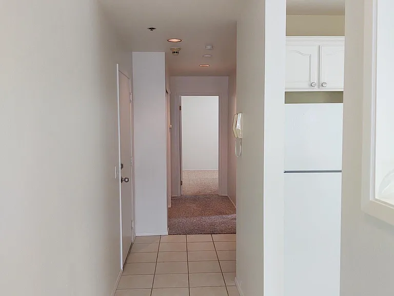 1718 Alki Ave SW #100 — Photo 9