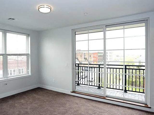 125 Bloomfield Ave — Photo 7