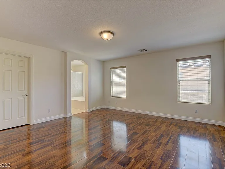 10201 Kermode Ct — Photo 16