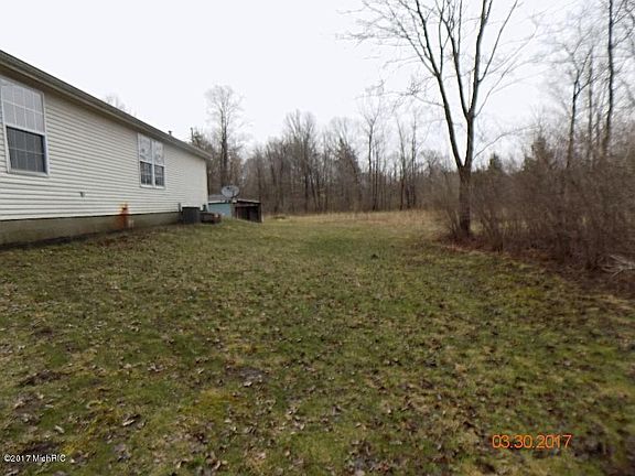 5th image of 1365 60th St