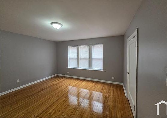 2nd image of 7548 S Stewart Ave APT 2