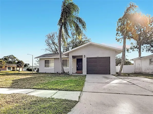 819 Helmsman Way, Palm Harbor, FL 34685