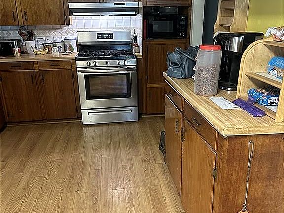 4th image of 9337 Savanna Dr