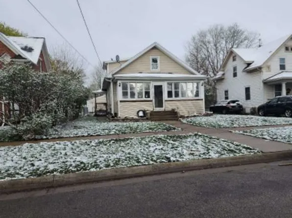 2215 Parmele St, Rockford, IL 61104