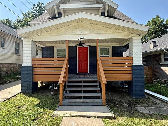 3rd image of 2809 E 39th St
