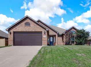 1008 Jenny Dr, Cleburne, TX 76031