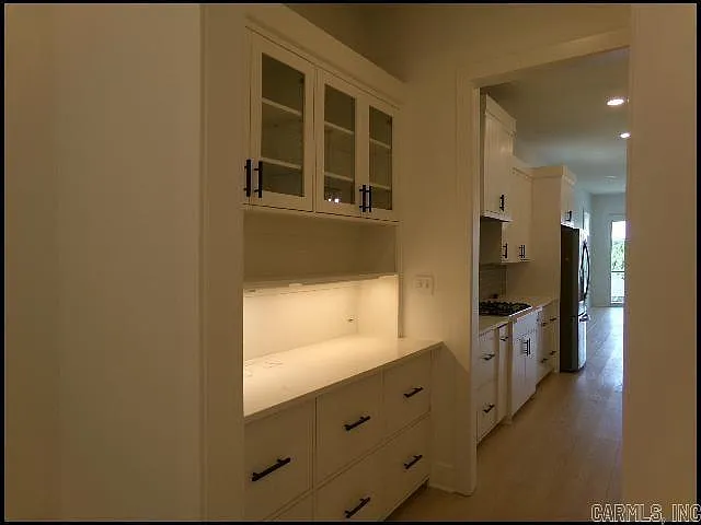 73 Tournay Cir — Photo 4