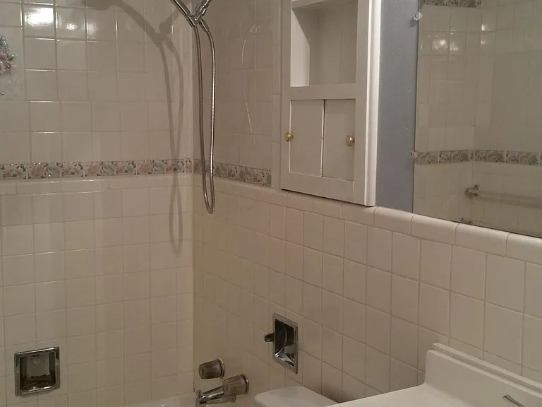 1905 Layton Ave — Photo 16