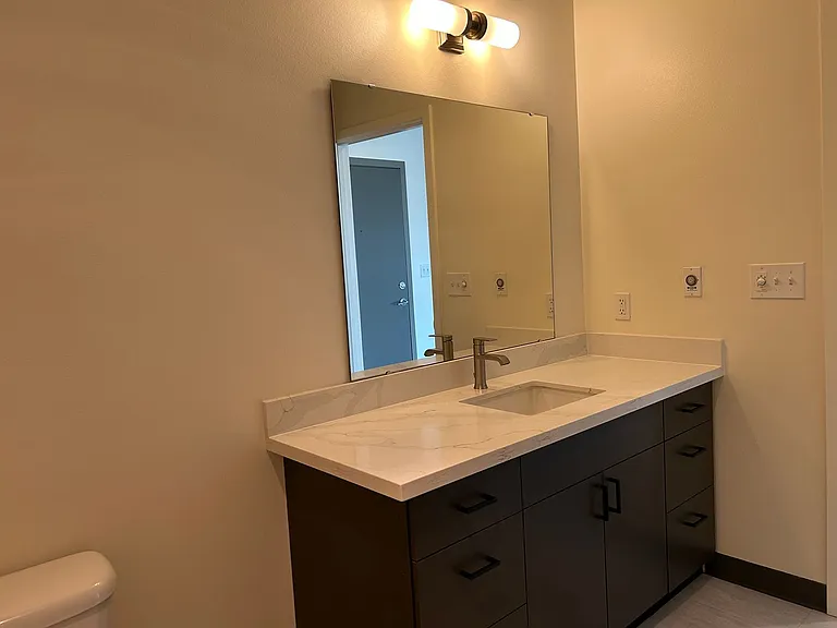 The Wally Apartments — Photo 21