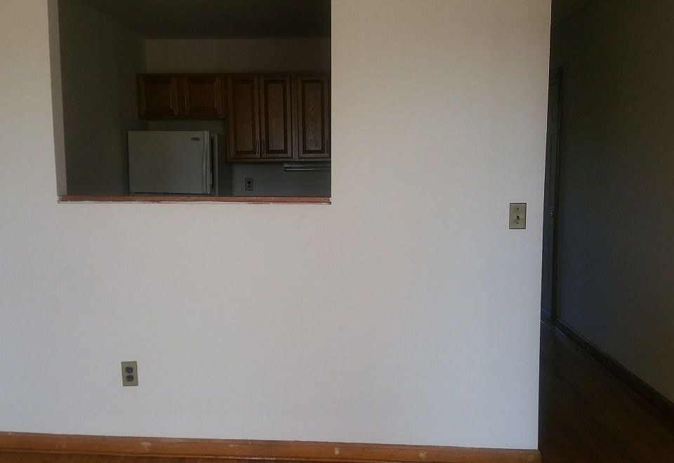 2nd image of 465 Greene Ave #3