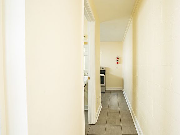 4th image of 324 S Dorgenois St Unit C
