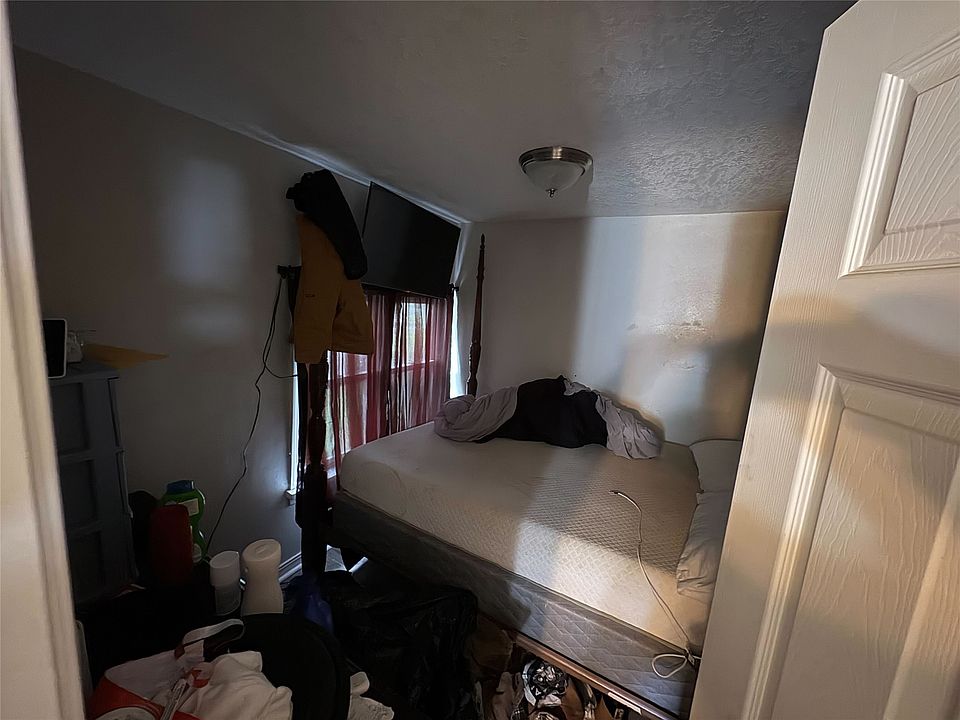 1319 E 9th St, Des Moines, IA 50316 | MLS #716349 | Zillow