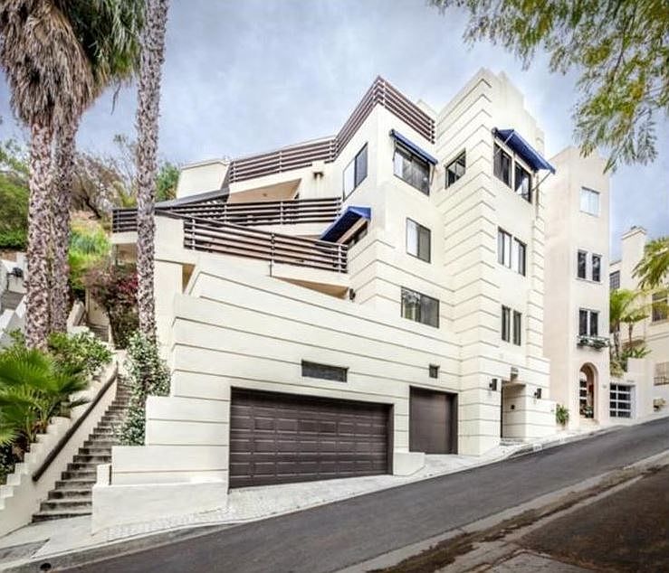 1st image of 3534 Dixie Canyon Pl