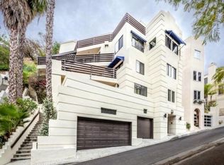 3534 Dixie Canyon Pl, Sherman Oaks, CA 91423