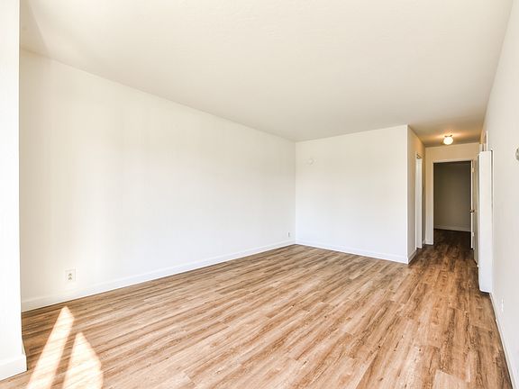 3rd image of 7550 Geary Blvd APT 5