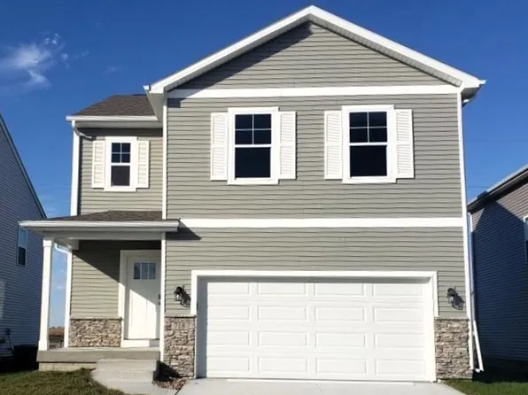 5633 153rd St, Urbandale, IA 50323