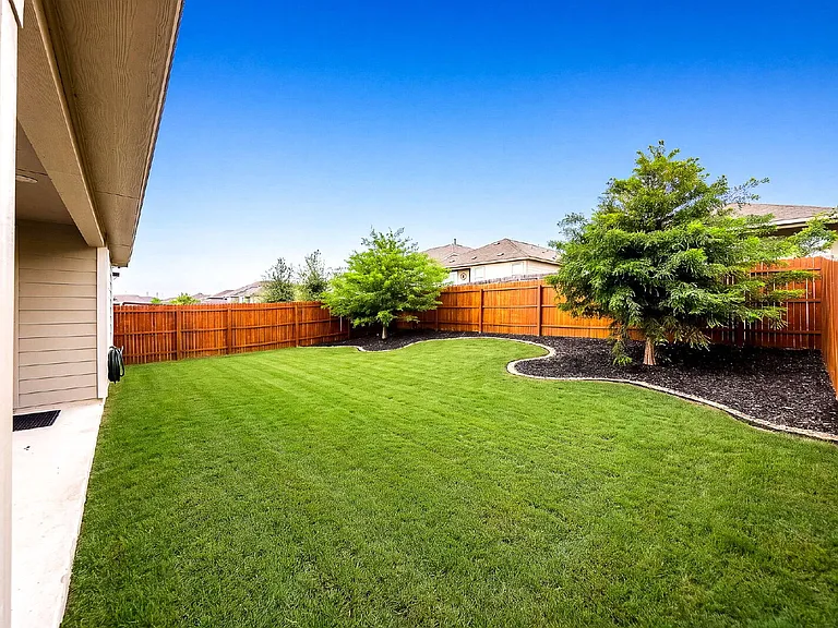 6827 Pail Pl — Photo 35
